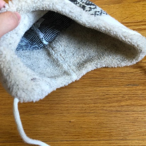 Snow hat - Picture 2 of 2